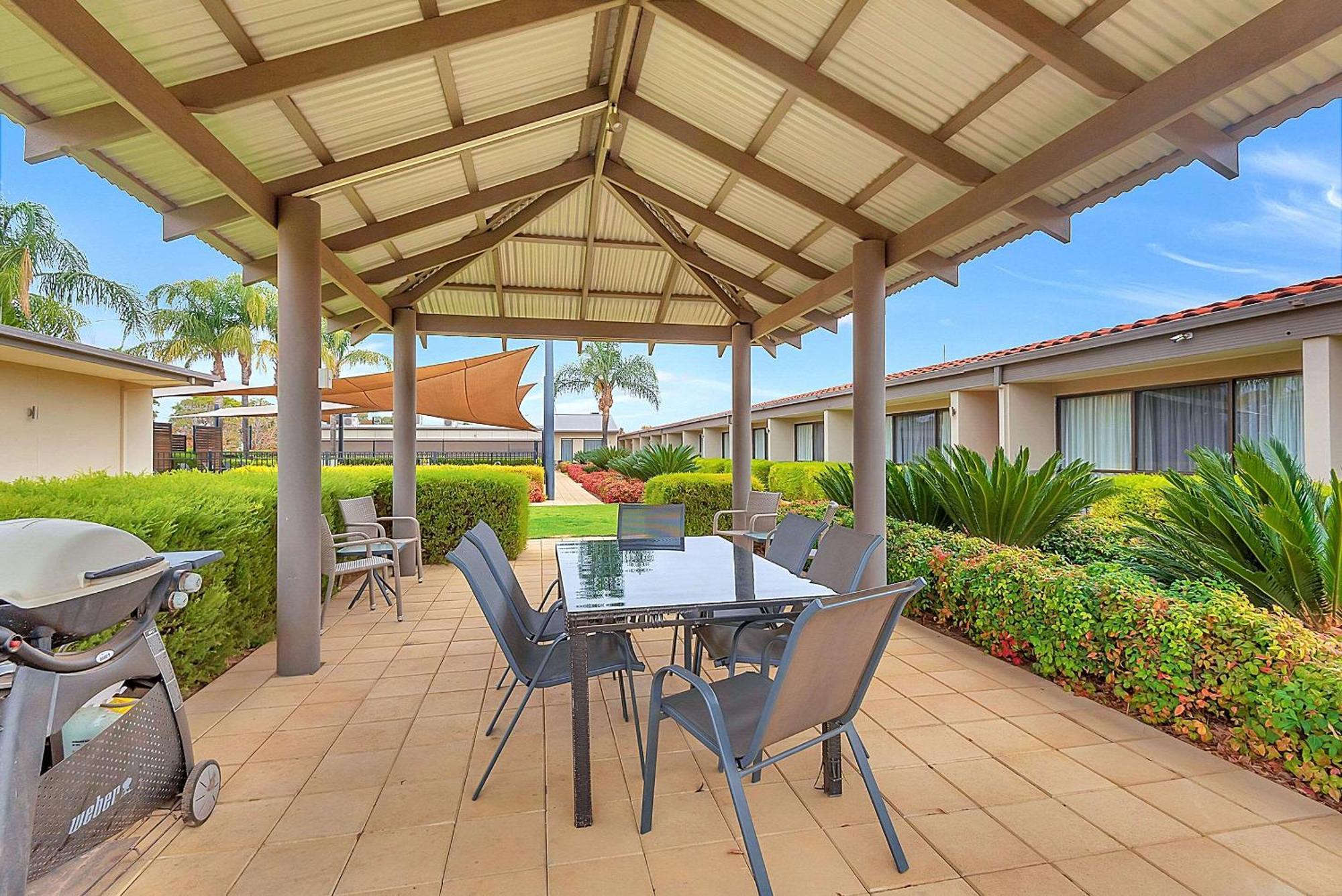 Comfort Inn Deakin Palms Mildura Exterior foto